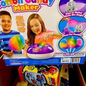 Cotton candy machine